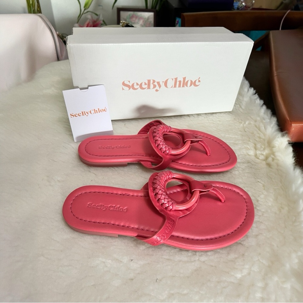 Luxury See By Chloé  Hana thong strap sandals sz 38/7